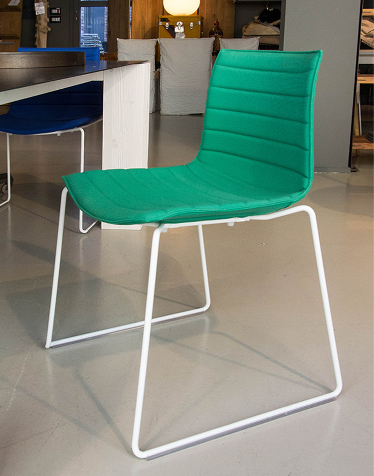 培训火狐官方网站|布面培训椅|办公火狐官方网站|火狐HUOHU（中国）火狐官方网站|Catifa 46 培训椅